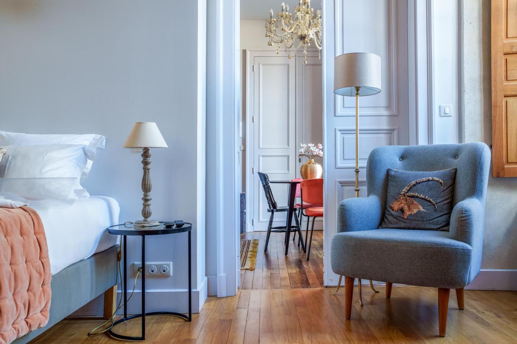 Appartement Raffine Vue Cathedrale, Jardin, Wifi Tours Bagian luar foto