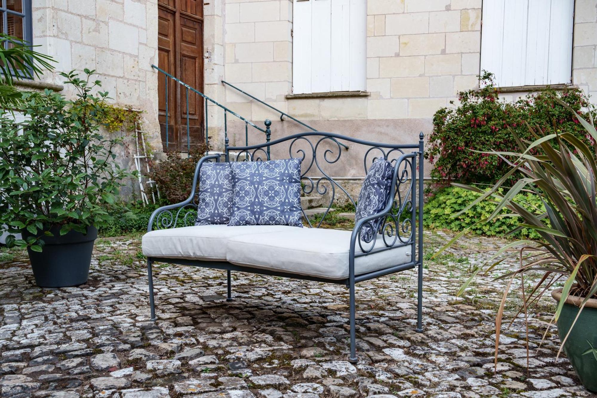 Appartement Raffine Vue Cathedrale, Jardin, Wifi Tours Bagian luar foto