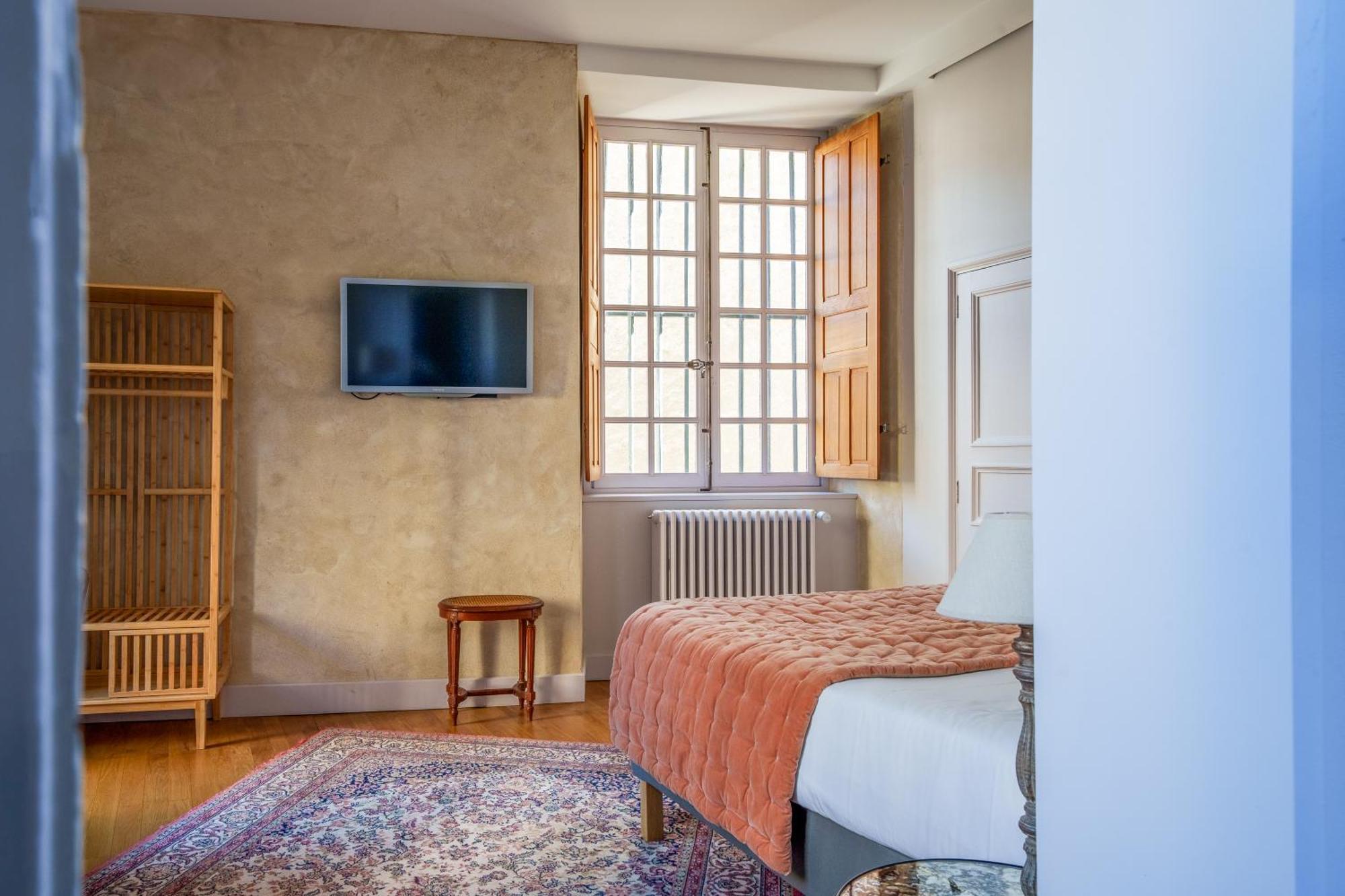 Appartement Raffine Vue Cathedrale, Jardin, Wifi Tours Bagian luar foto